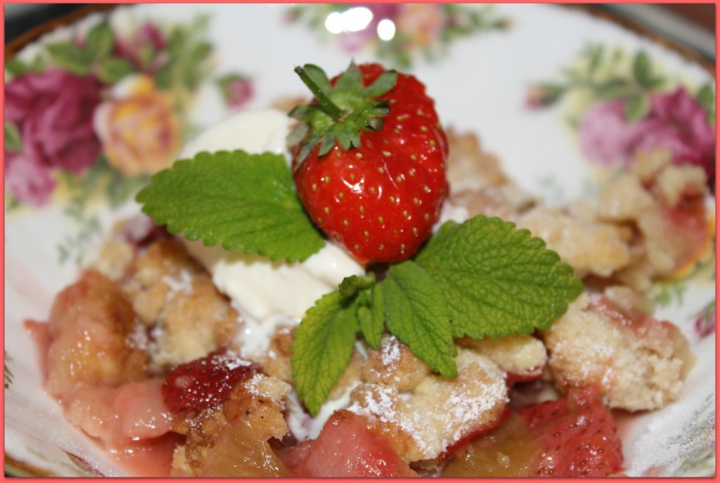 strawberry mint crumble 