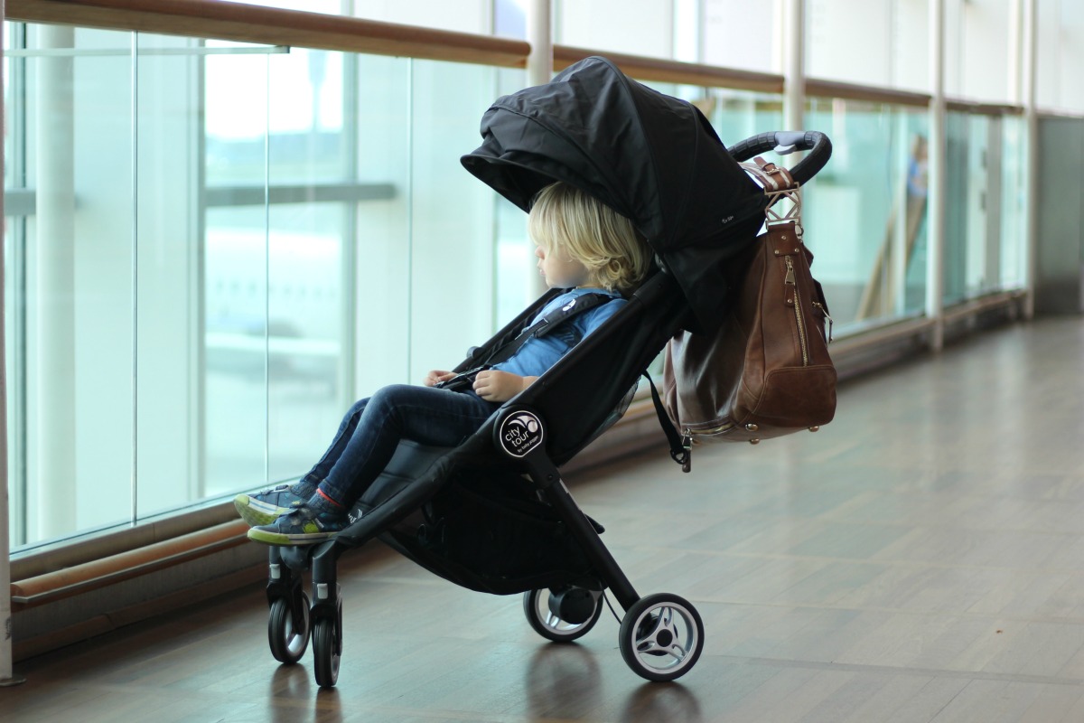 baby jogger airplane