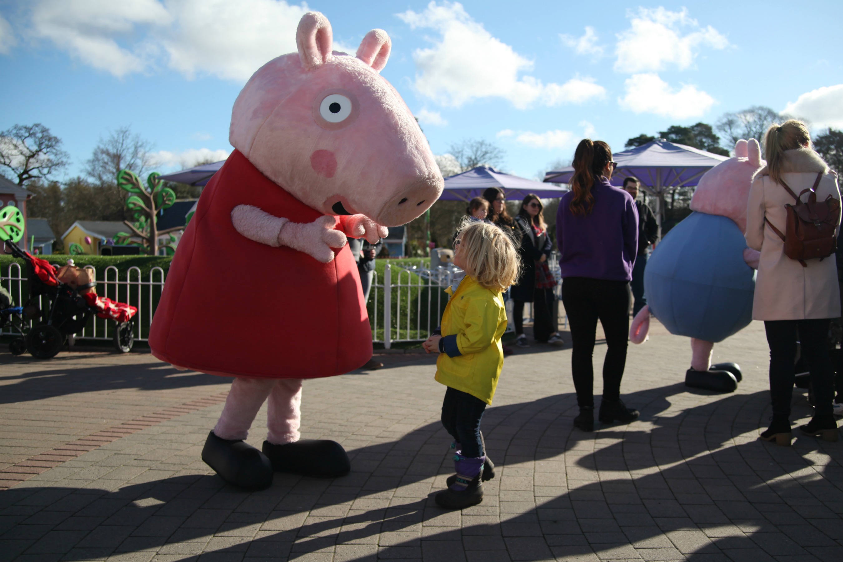 Meeting Peppa Pig at Paulton's Park and join the Muddy Puddles Walk